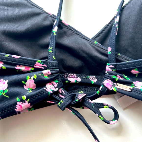NWT Victoria’s Secret 90’s Floral bikini, MD - Picture 9 of 12